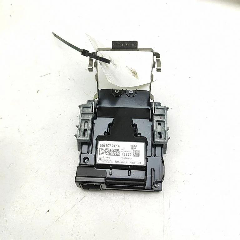 Windshield/windscreen camera – Audi Q5 SQ5 FY (2017-2025)