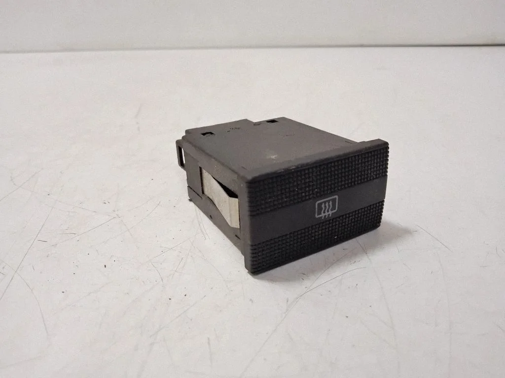 Windscreen/window heater switch – Volkswagen Passat B4 (1994-1996)