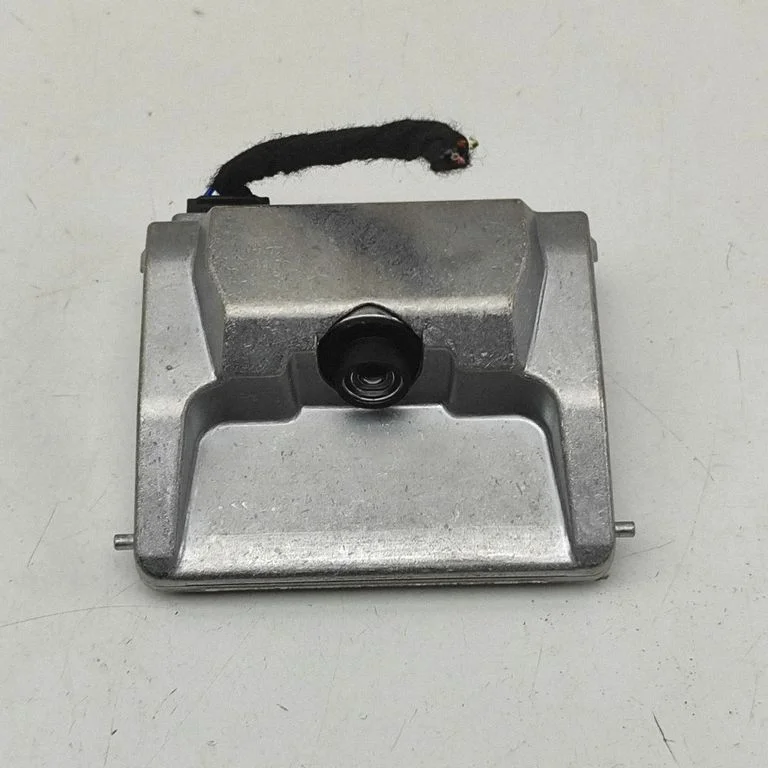 Tuuleklaasi kaamera 99210P2550