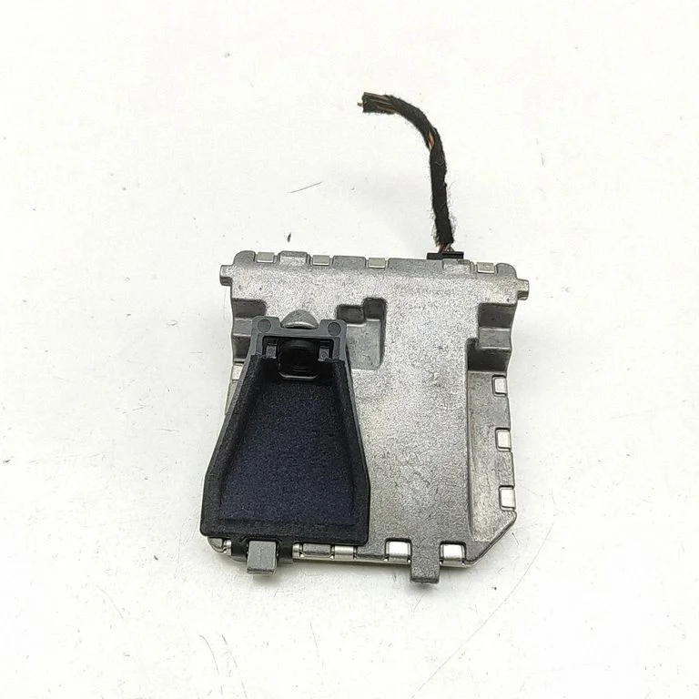 Windshield/windscreen camera – Mercedes-Benz ML-Class W166 (2012-2017)