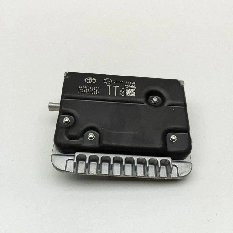Vējstikla kamera 8646C52230