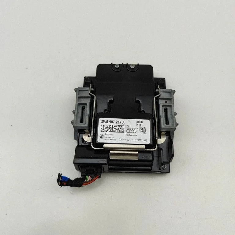 Tuuleklaasi kaamera 8W6907217A