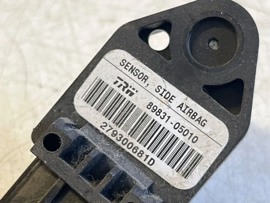 Airbag deployment crash/impact sensor 8983105010