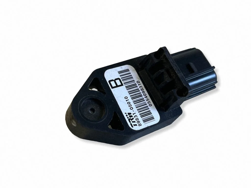 Airbag deployment crash/impact sensor 8983105010