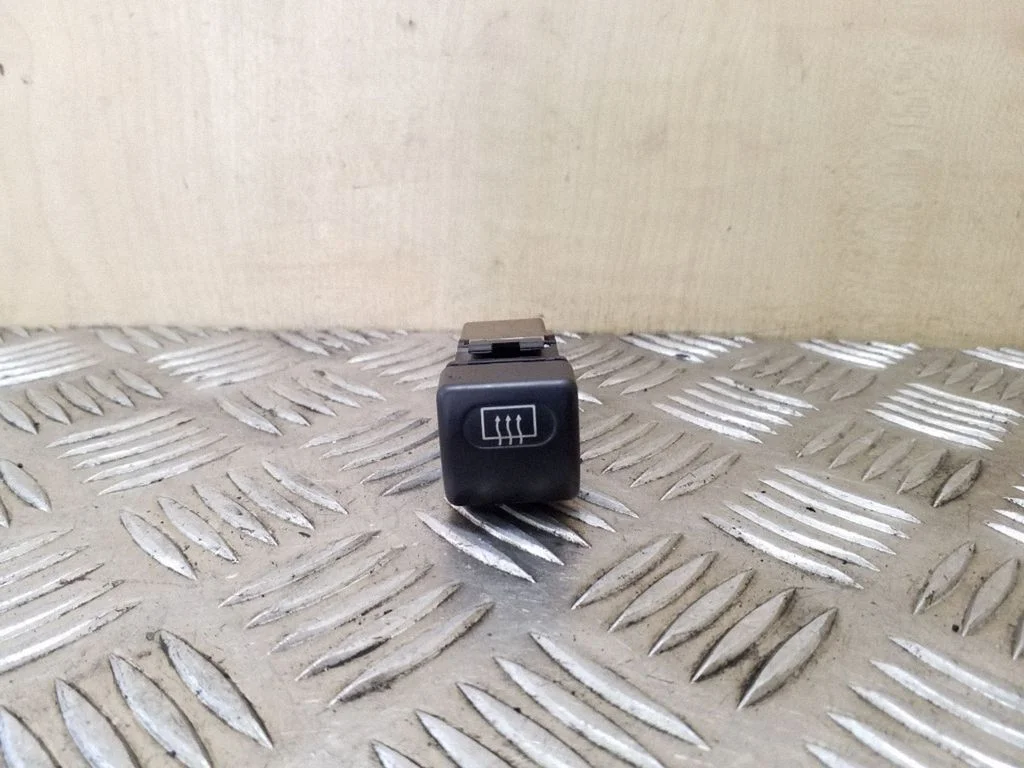 Windscreen/window heater switch