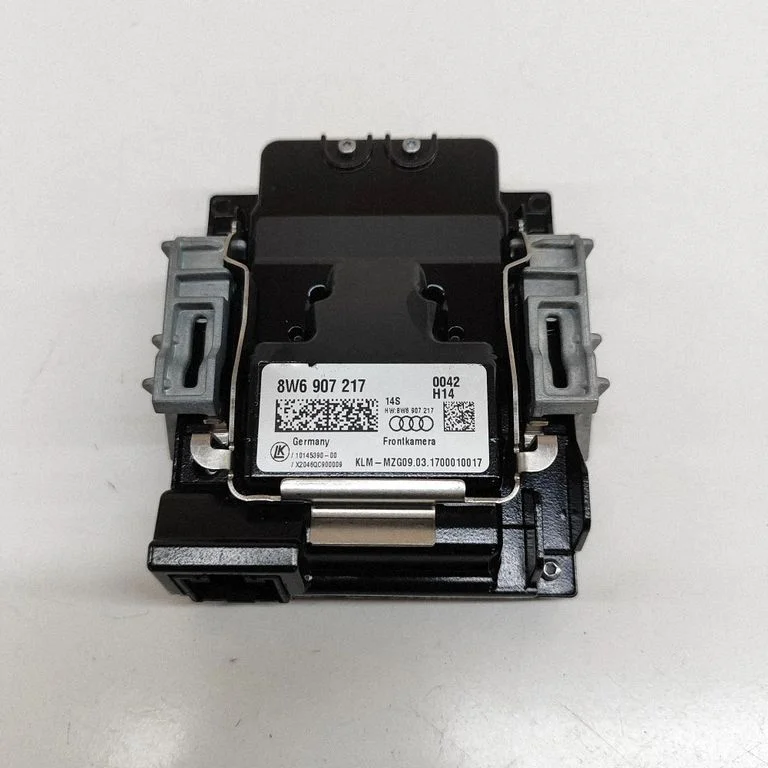 Tuuleklaasi kaamera 8W6907217