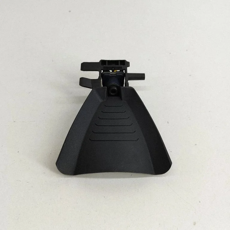 Windshield/windscreen camera 6822681
