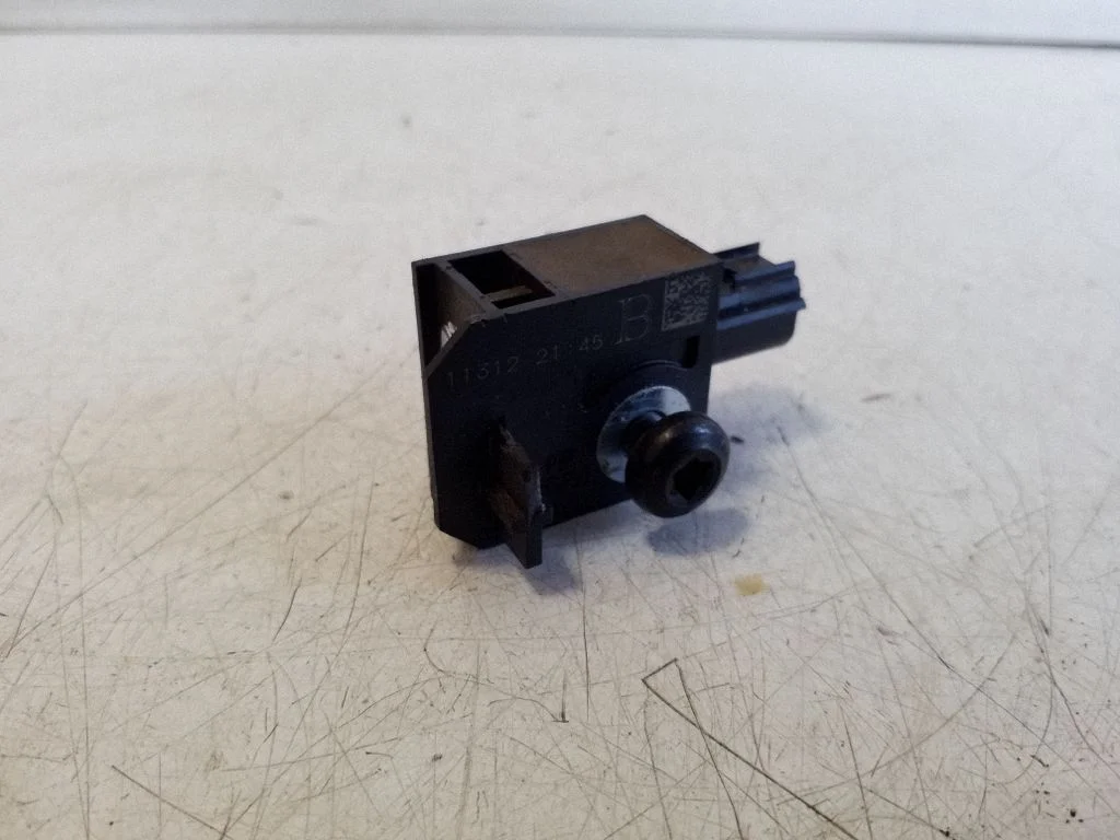 Turvapadja löögiandur 13502577