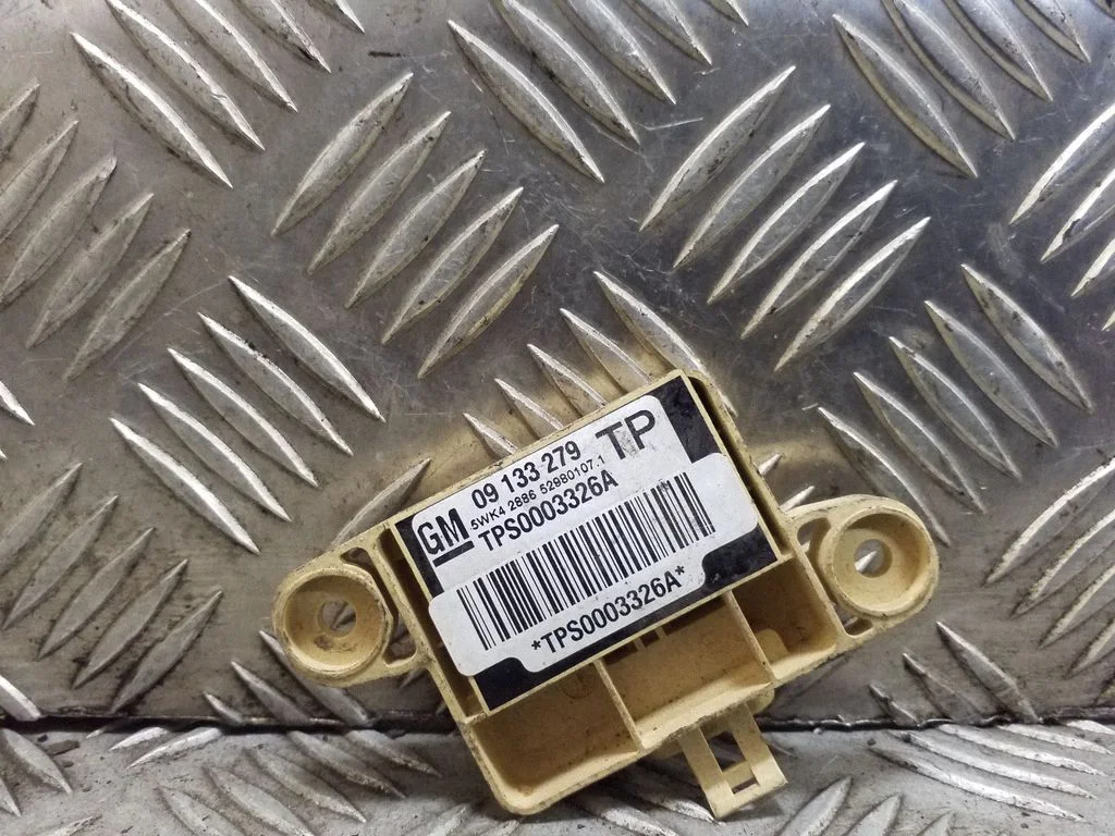 Drošības spilvenu trieciena sensors 09133279