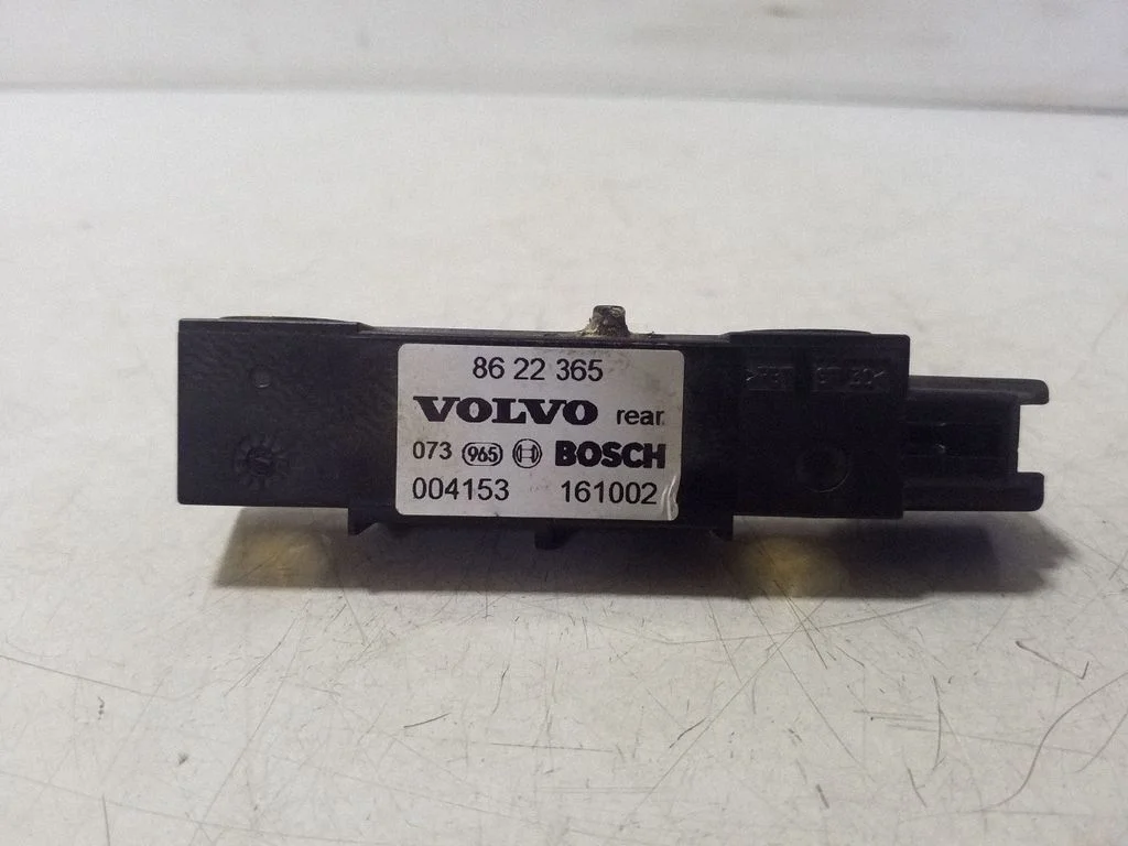 Airbag deployment crash/impact sensor 8622365