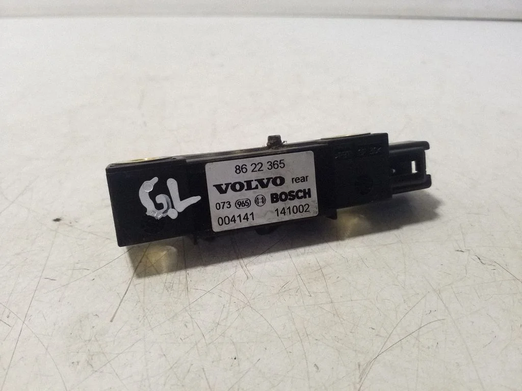 Airbag deployment crash/impact sensor 8622365