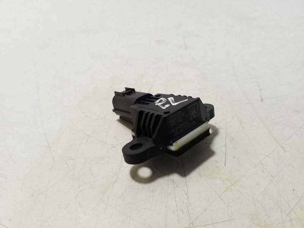 Czujnik zderzeniowy poduszek powietrznych 31406731