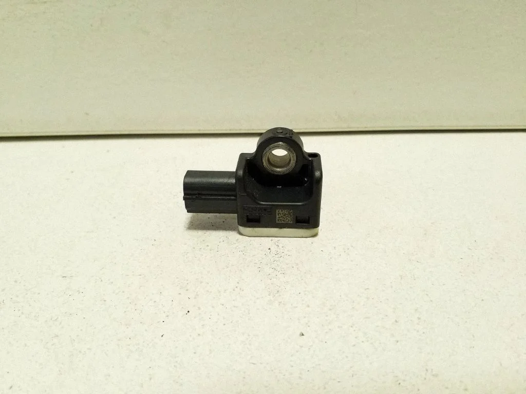 Drošības spilvenu trieciena sensors AM5T14B342AA