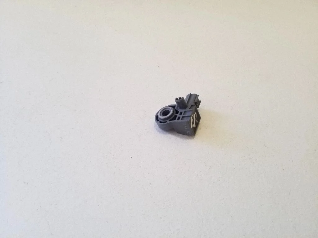 Drošības spilvenu trieciena sensors 31387312