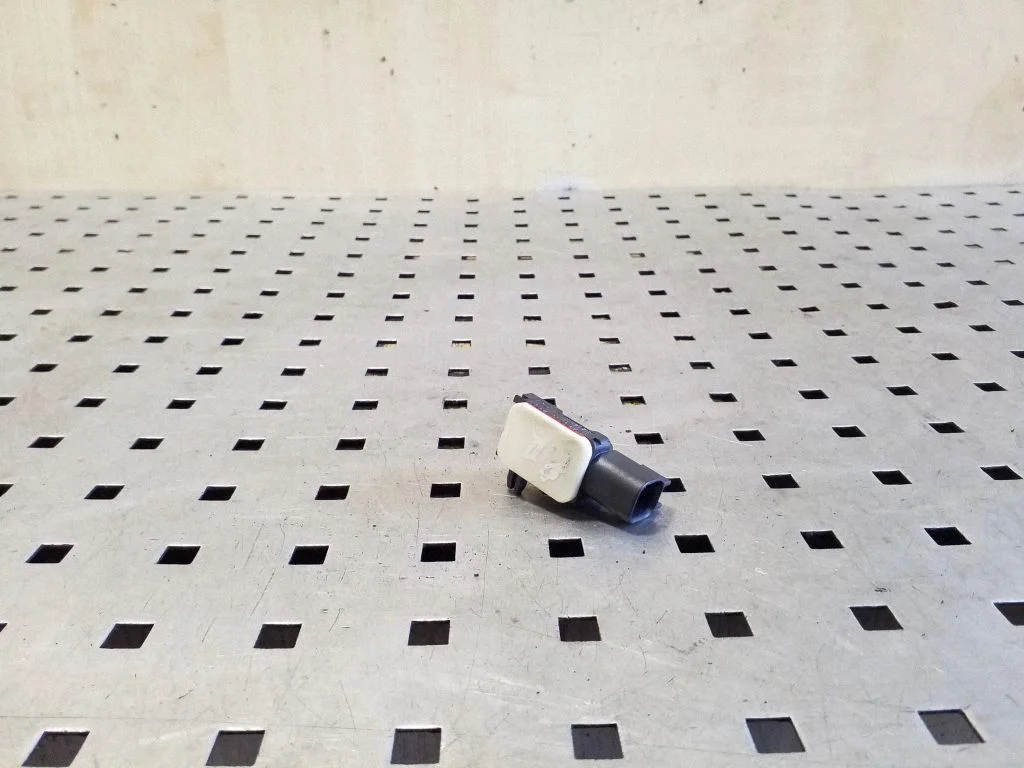 Drošības spilvenu trieciena sensors 31264395