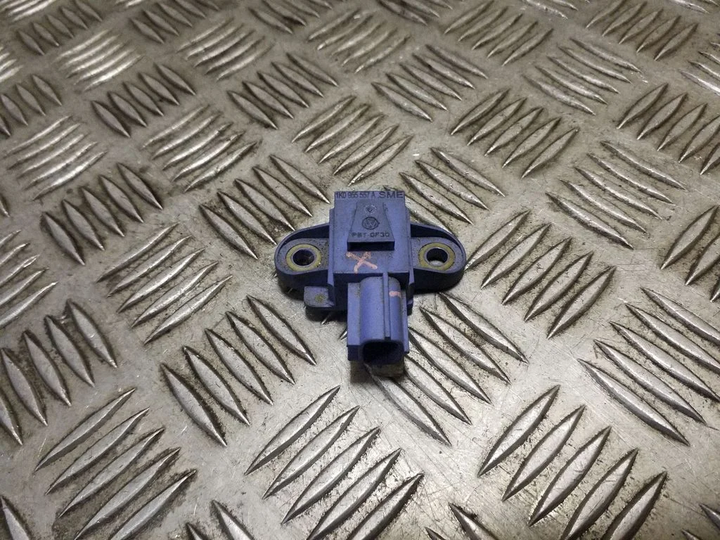 Airbag deployment crash/impact sensor 1K0955557A