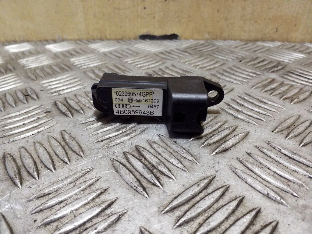 Airbag deployment crash/impact sensor 4B0959643B