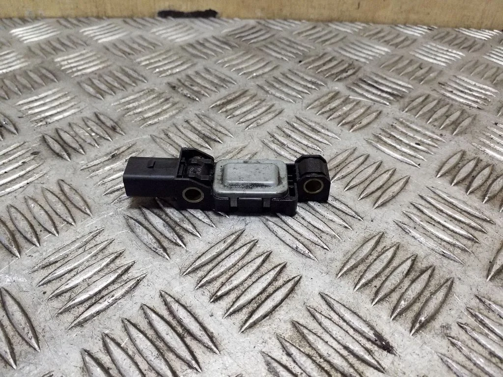 Airbag deployment crash/impact sensor 4B0959643C