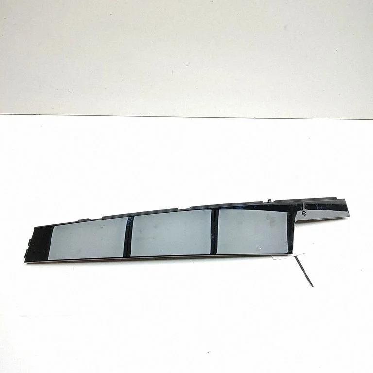 Front door glass trim molding 9Y3837902B