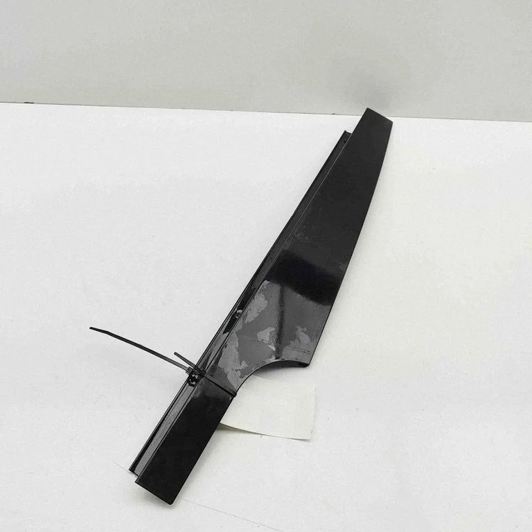 Front door glass trim molding – BMW X3 G01 (2018-2024)