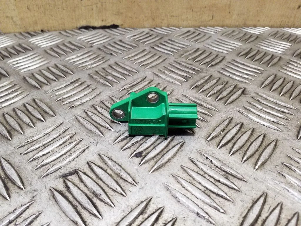 Drošības spilvenu trieciena sensors 1K0909606C