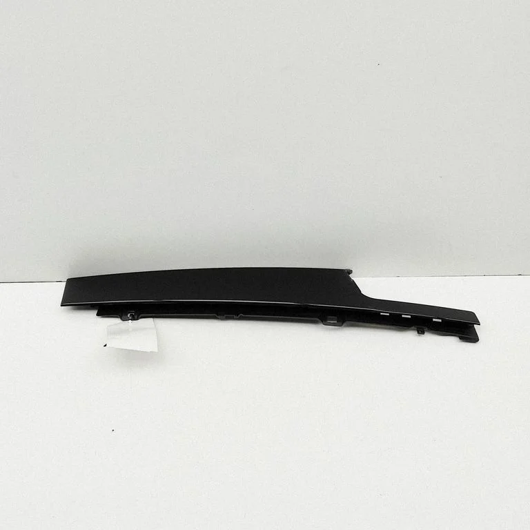 Front door glass trim molding – Audi Q4 e-tron (2021-)