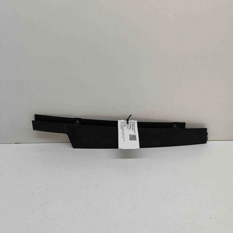 Esiukse klaasi liist 9Y3837901