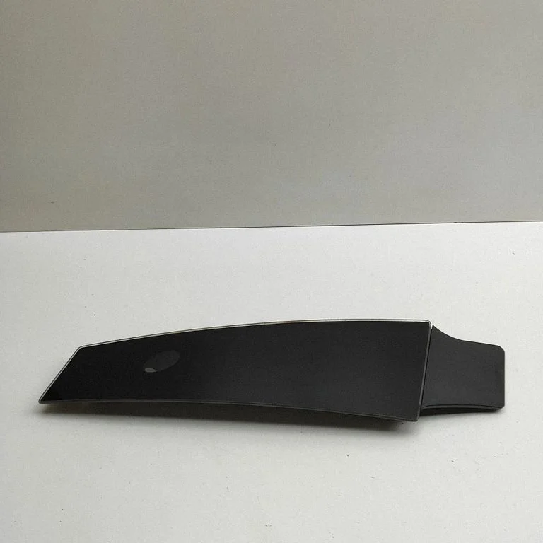 Listwa szyby drzwi przednich 109230700F