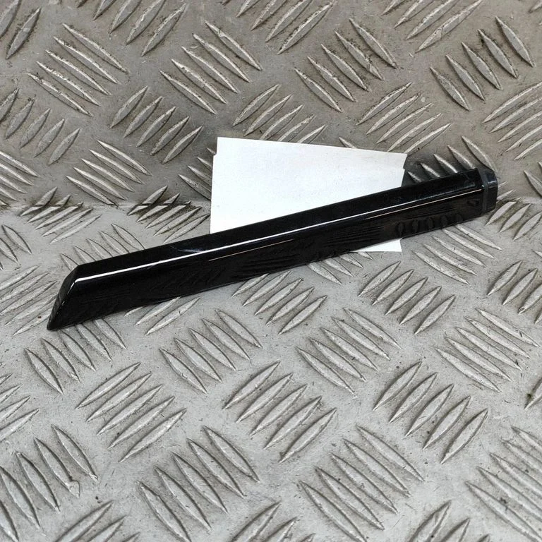 Front door glass trim molding – BMW 2 Series F44 (2019-2024)