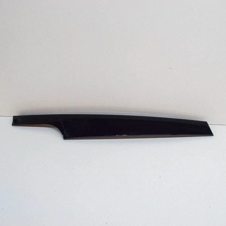 Front door glass trim molding – BMW X3 G01 (2018-2024)