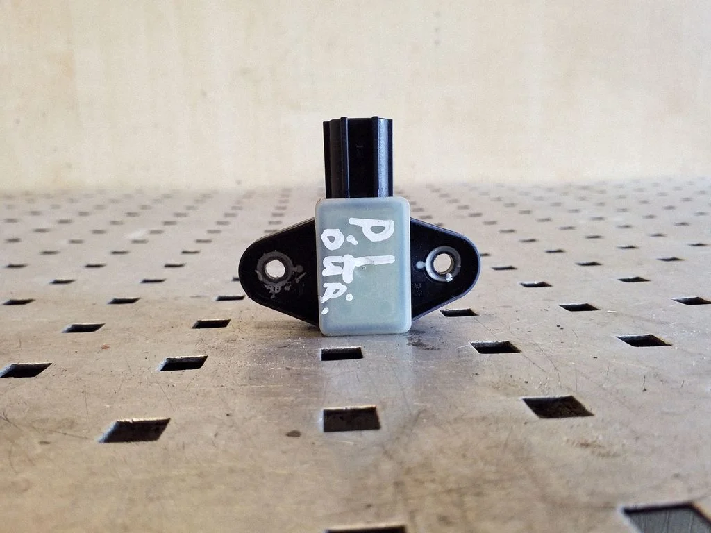 Drošības spilvenu trieciena sensors 5N0959354