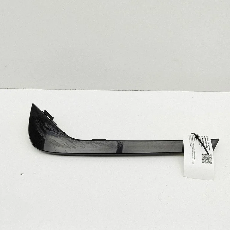 Tagaukse klaasi liist HY32254A43A