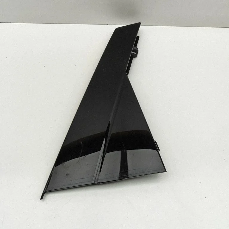 Rear door glass trim molding 89A839904
