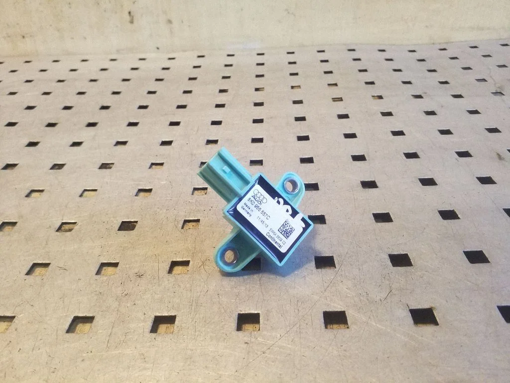 Airbag deployment crash/impact sensor 8K0955557C