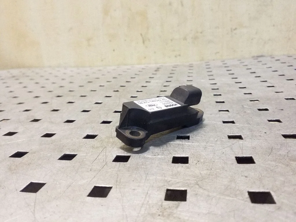 Drošības spilvenu trieciena sensors – Ford Focus (1998-2004)