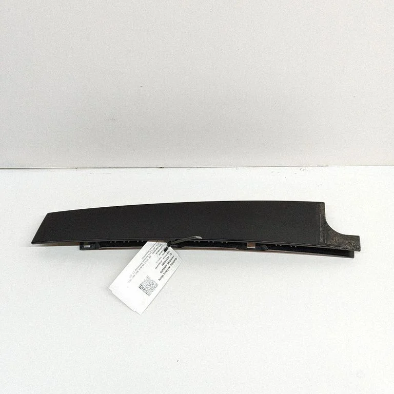 Aizmugurējo durvju stikla apdare 5G6839902A