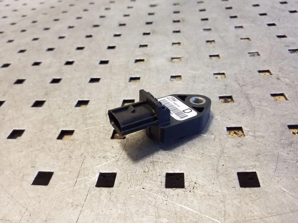 Airbag deployment crash/impact sensor 898310W010
