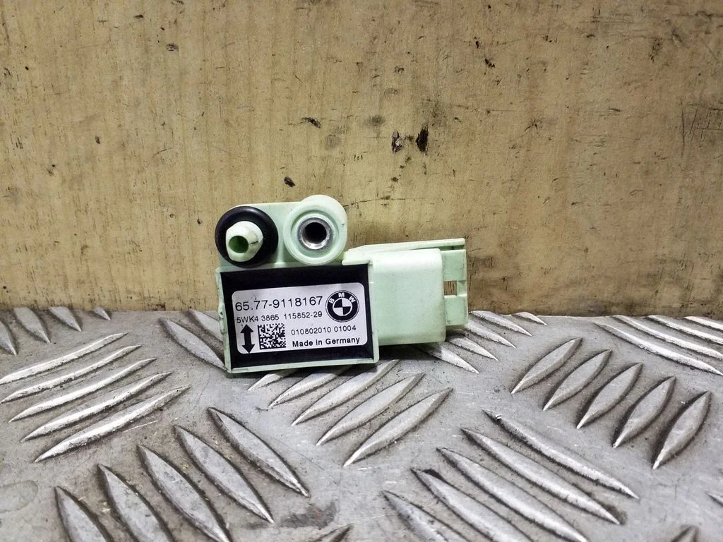 Drošības spilvenu trieciena sensors – BMW X3 E83 (2003-2010)