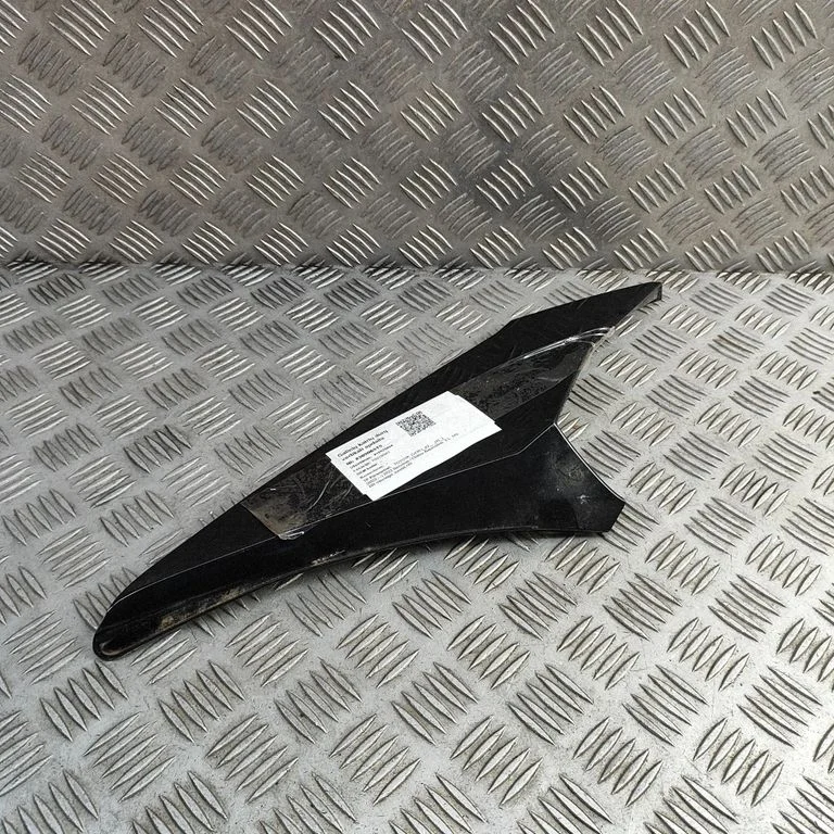 Rear door glass trim molding – Toyota C-HR I (2016-2023)