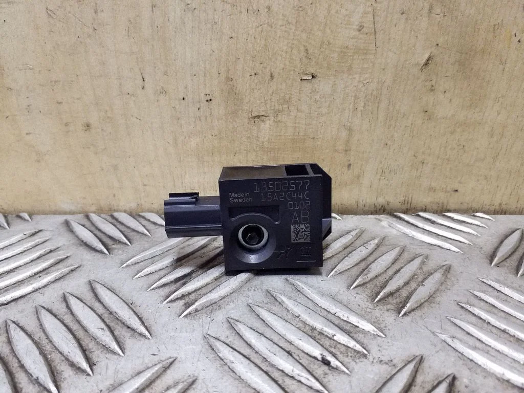 Drošības spilvenu trieciena sensors 13502577