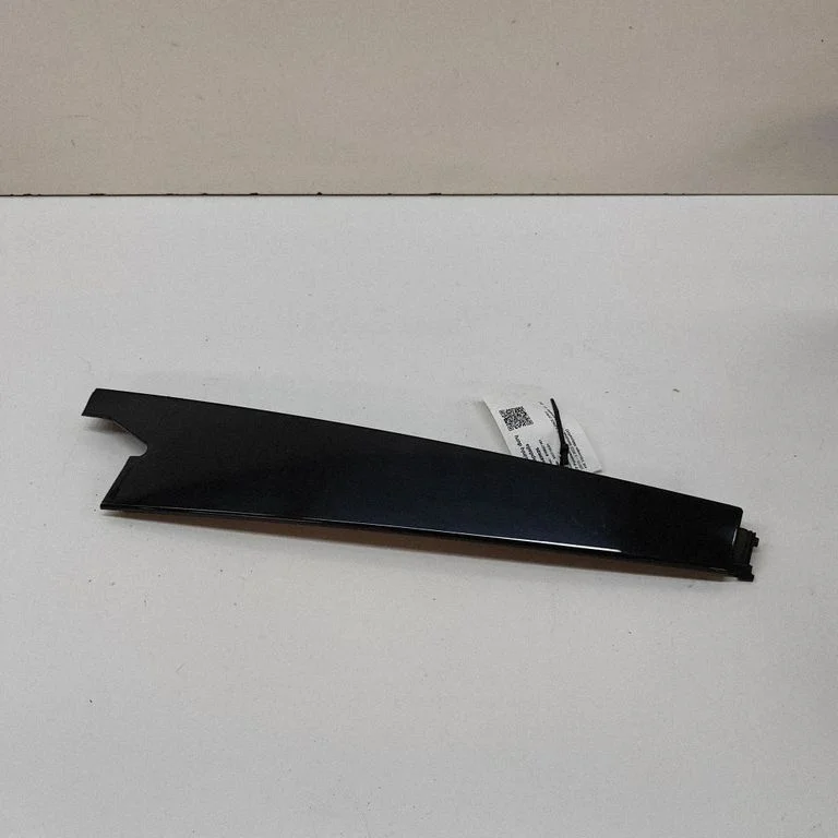 Aizmugurējo durvju stikla apdare HK83255A80A