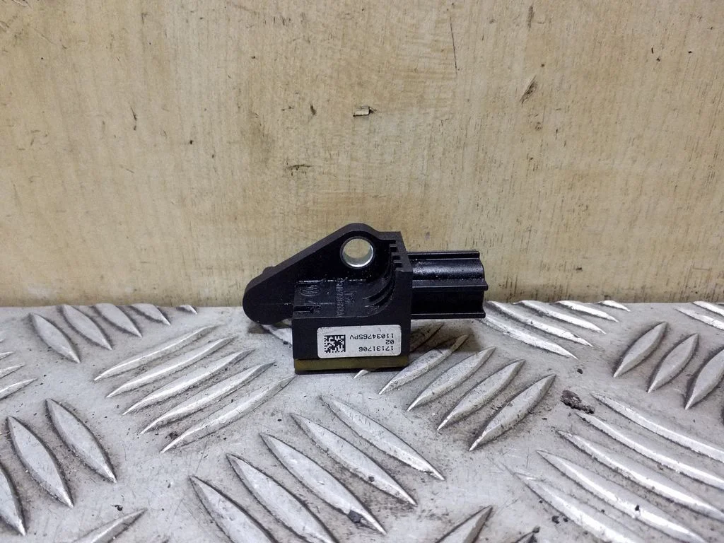 Turvapadja löögiandur 5N0959652A
