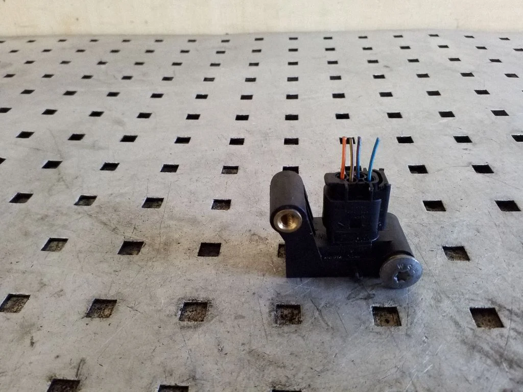 Airbag deployment crash/impact sensor 6977398