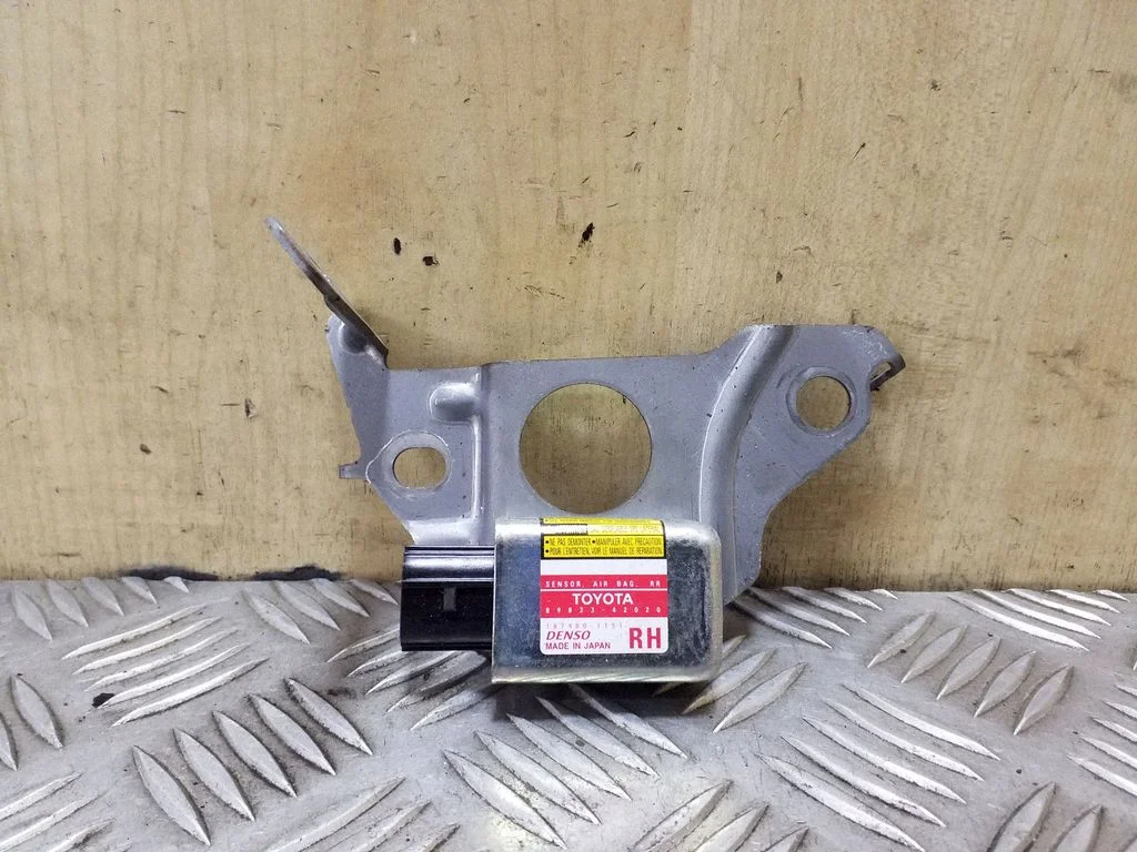 Airbag deployment crash/impact sensor 8983342020