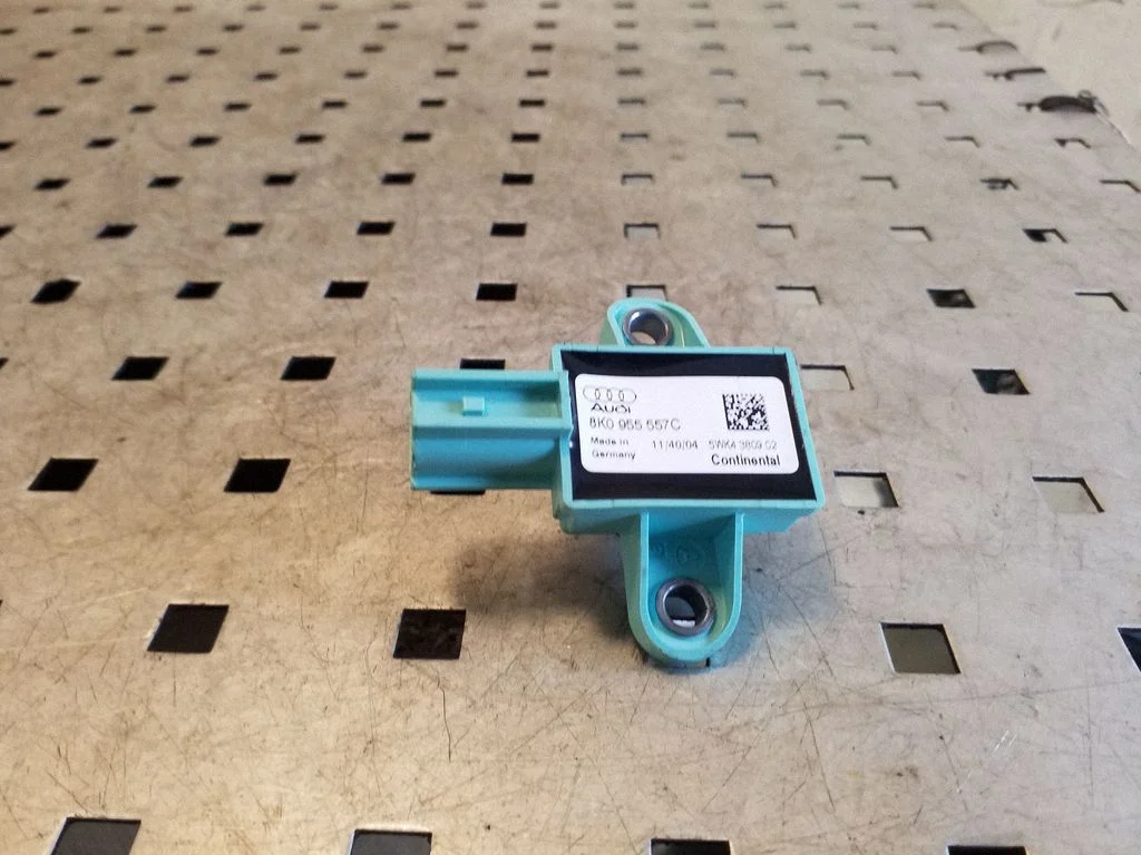 Airbag deployment crash/impact sensor 8K0955557C