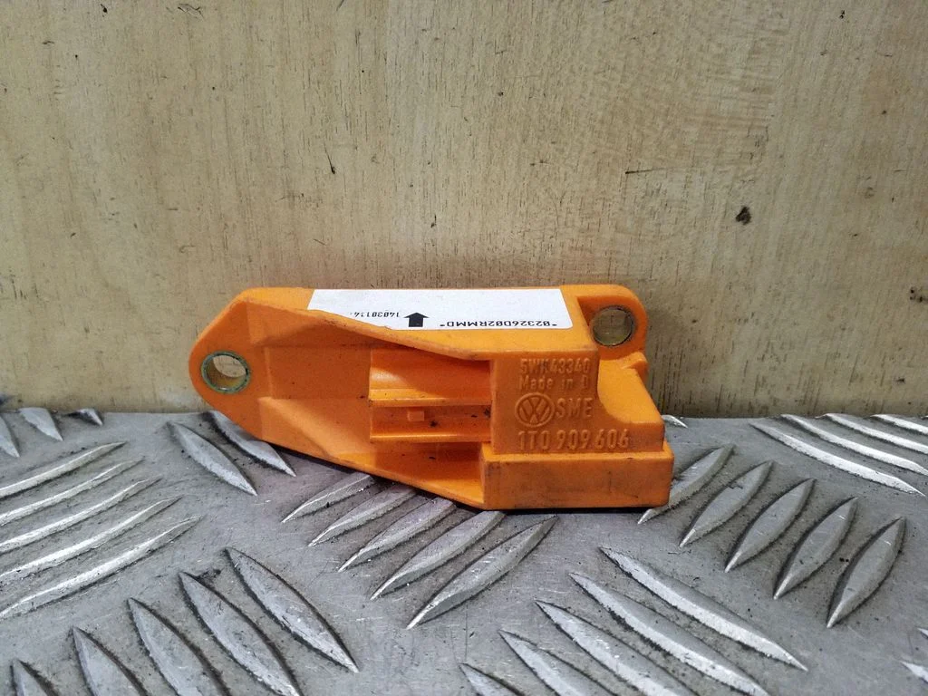 Drošības spilvenu trieciena sensors 1T0909606