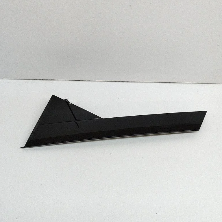 Tagaukse klaasi liist 80A839903B