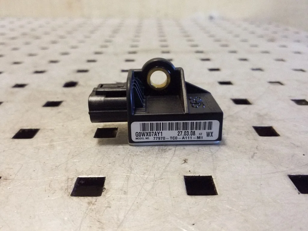 Airbag deployment crash/impact sensor – Honda Accord (2008-2016)
