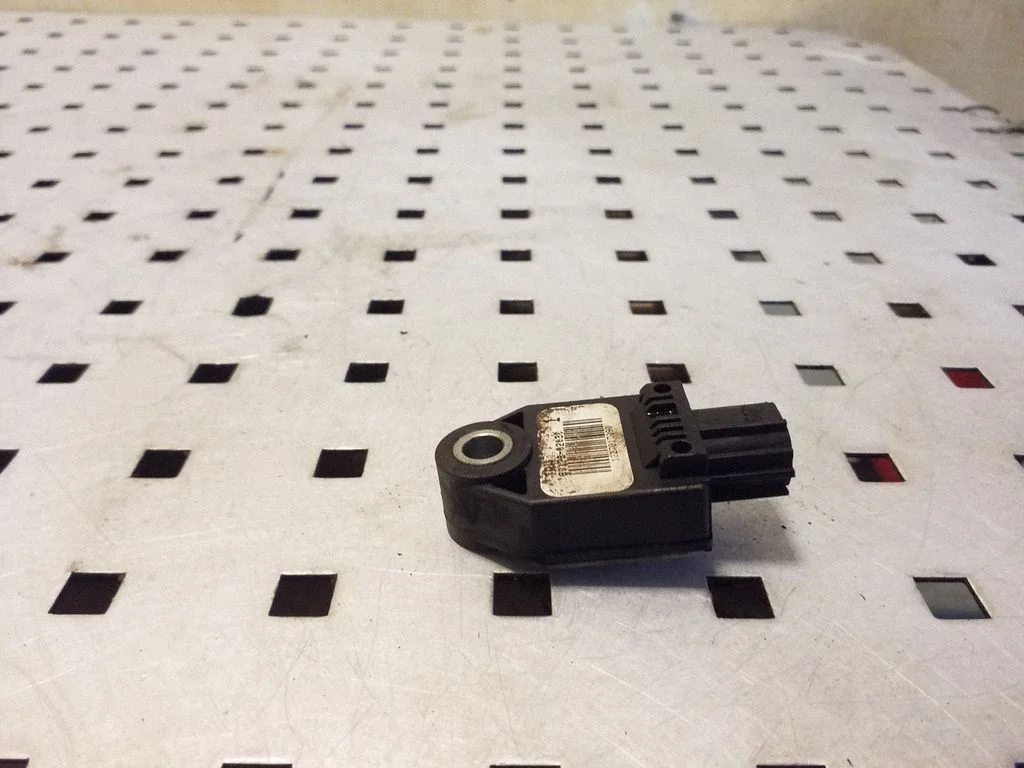 Drošības spilvenu trieciena sensors – Toyota Corolla Verso AR10 (2004-2009)