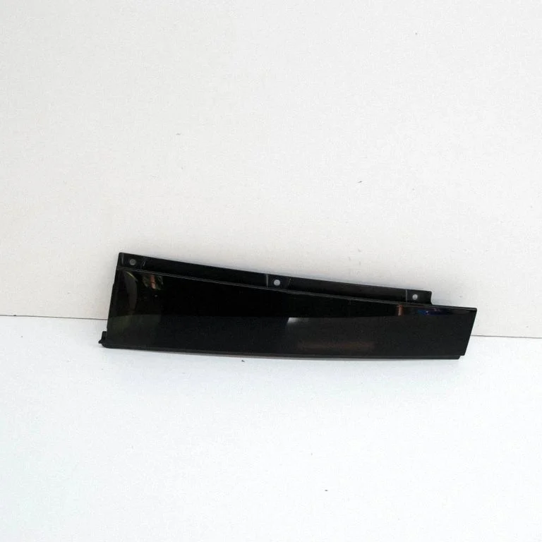Rear door glass trim molding A2477324000